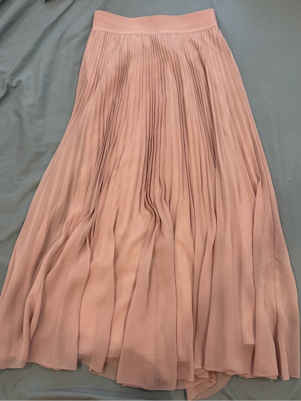 Pleated Midi Skirt in Blush Pink twirl Wilfred